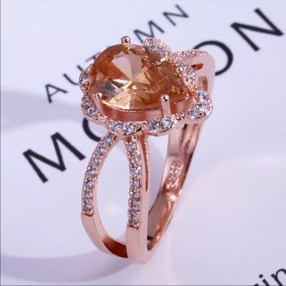 New Pear Cut Rose Gold Delicate Women’s Ring - Picture 5 of 6